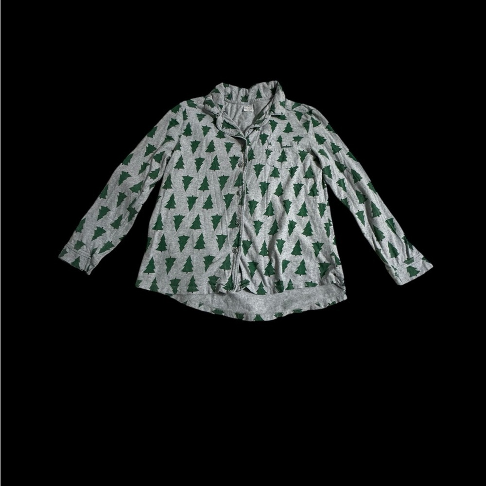 Hanna Andersson Green and Gray Tree Print Pajama Top